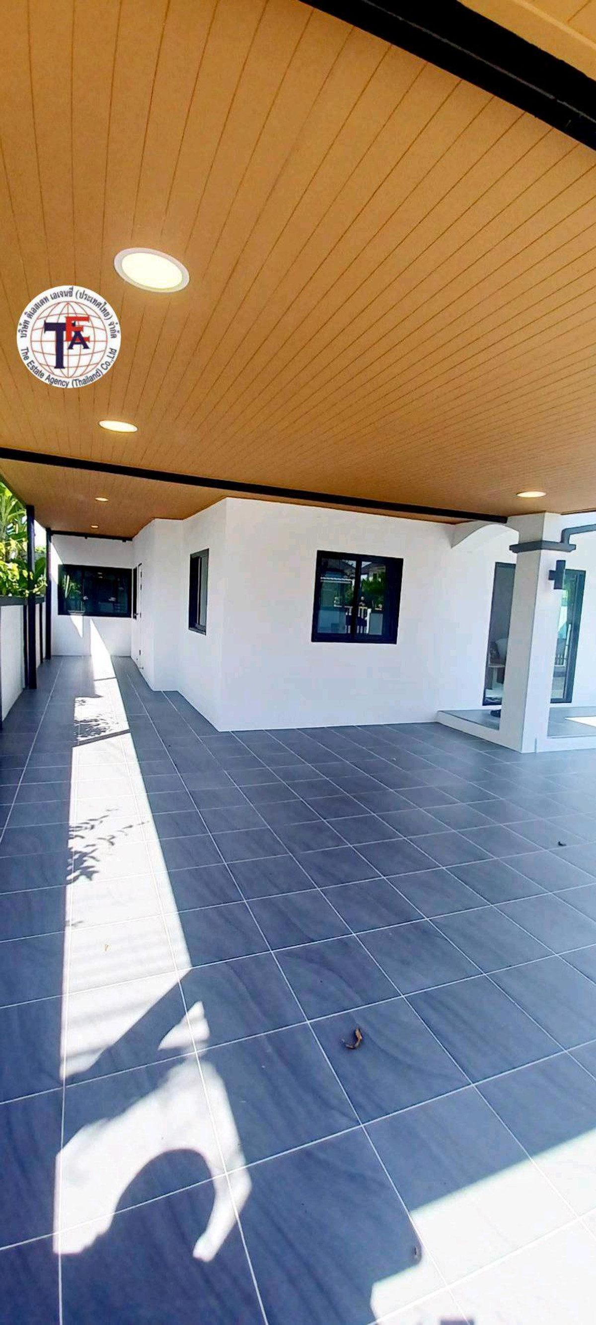 For SaleHouseMin Buri, Romklao : 2-story detached house for sale, KC Greenville Village, Mitmaitri 10/1, Nong Chok, Nong Chok Government Center. Nong Chok Phitthayanusorn School, Minburi Market, Mahanakorn University of Technology, Ramintra, Suwinthawong, Ekamai-Ramintra Expressway.