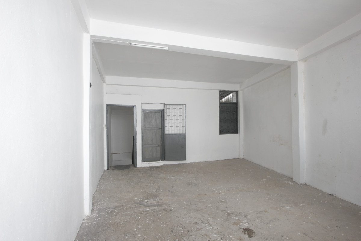 For SaleShop HouseRathburana, Suksawat : Suksawat Daokhanong Commercial Building Near Chom Thong Wutthakat BTS, 3 floors, additions, residential, warehouse, Rama 2 Expressway, Dao Khanong Market, price negotiable.