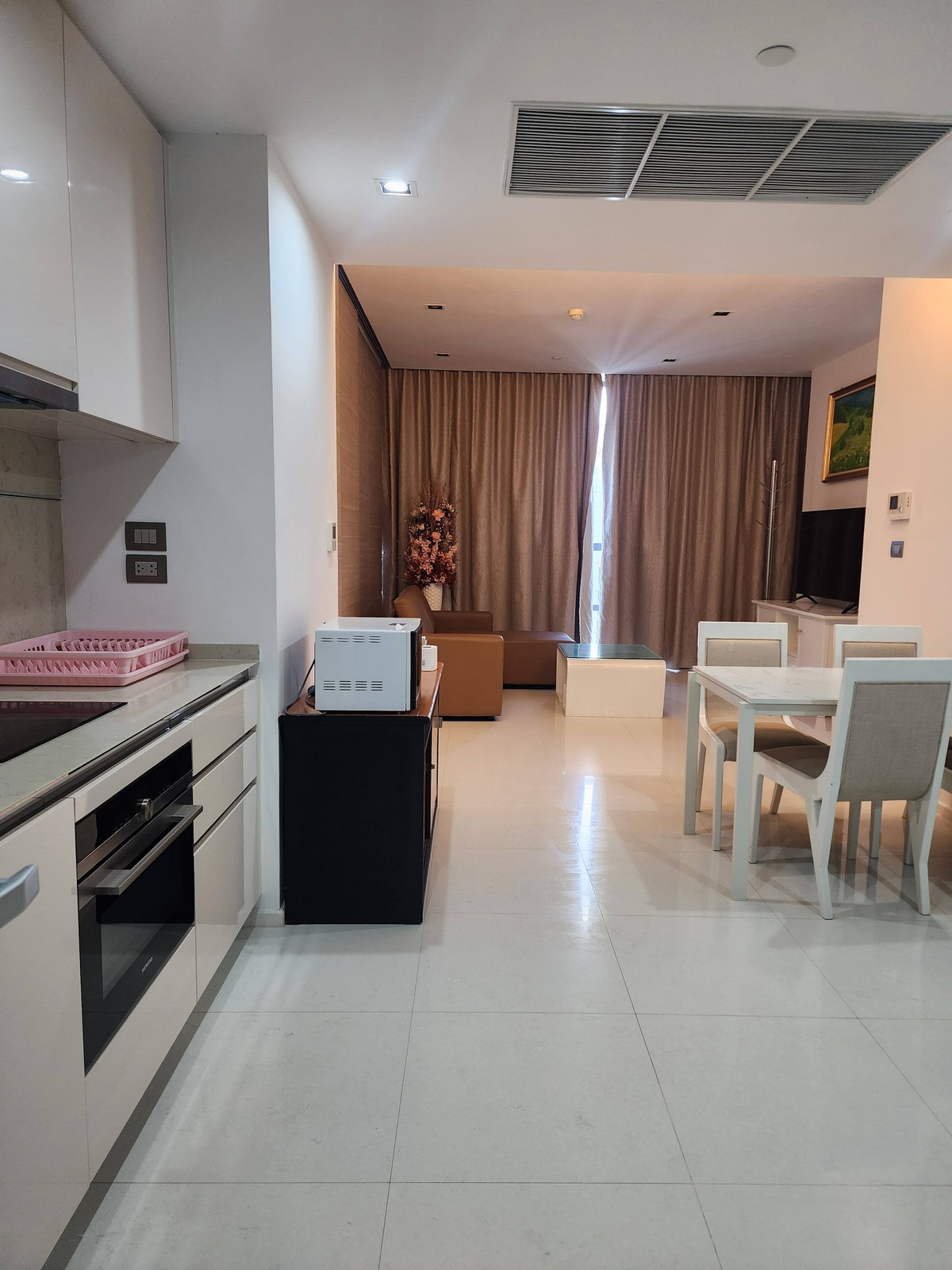 ให้เช่าคอนโดสาทร นราธิวาส : ให้เช่า  พร้อมอยู่ Condo The bangkok Sathaorn