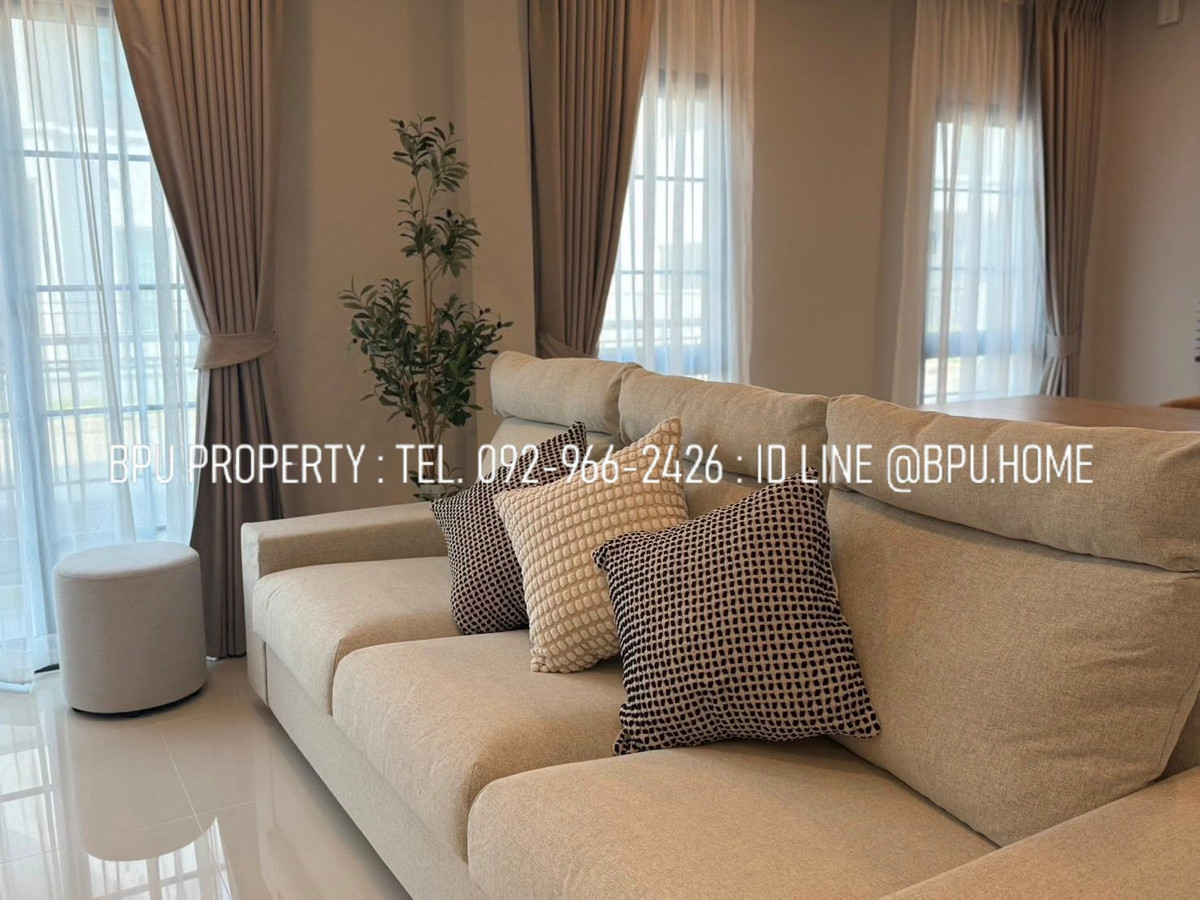 For RentHouseBangna, Bearing, Lasalle : ** 4 Bedrooms Single House for Rent ** Centro Bangna Near Mega Bangna (New Project Phase 2)