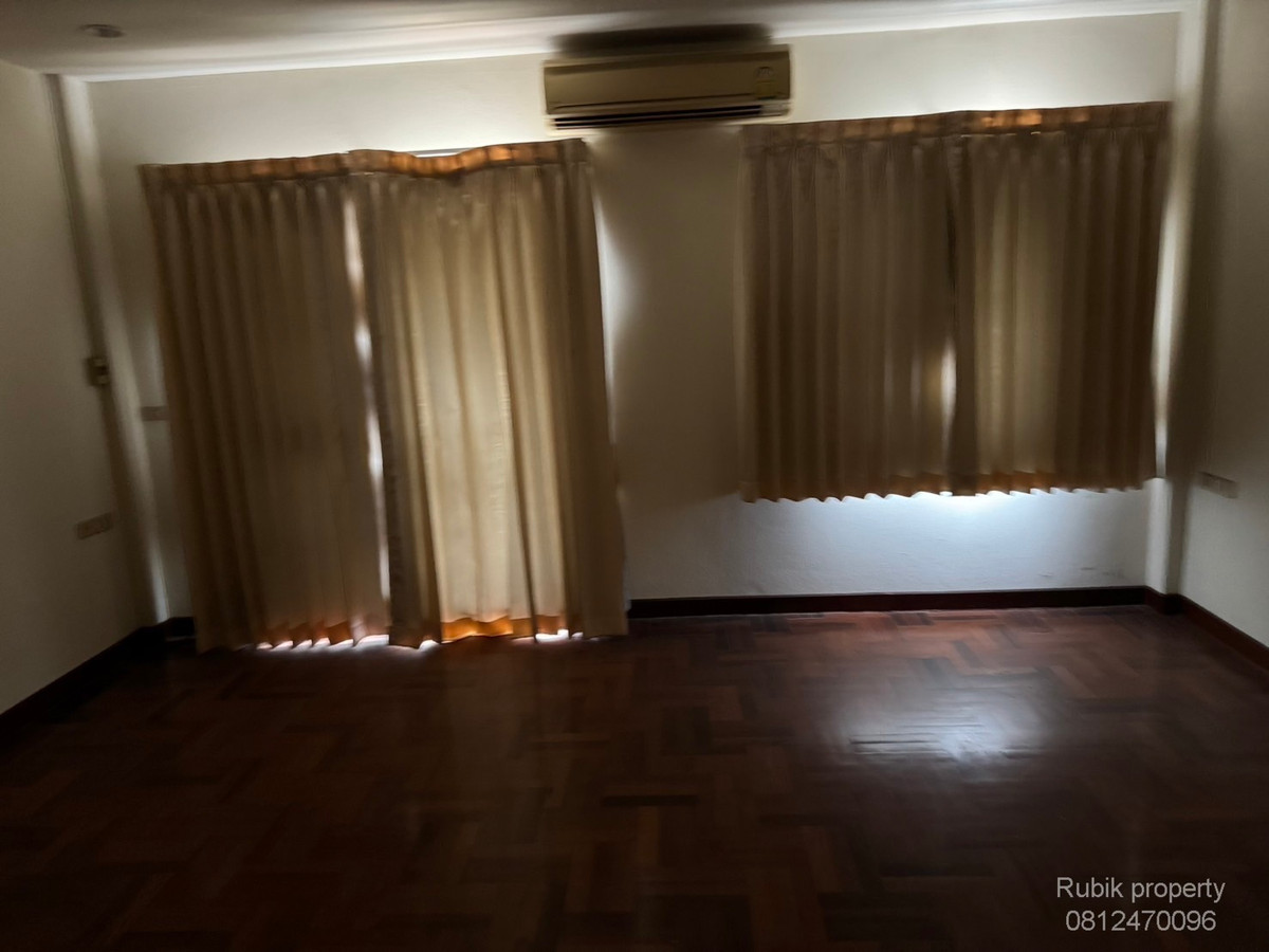 For SaleTownhomeRatchadapisek, Huaikwang, Suttisan : 🏡 Townhome for sale Baan Klang Muang 2 – Ratchada Pracha Uthit (Soi Lao Embassy / Meng Jai) RB1723