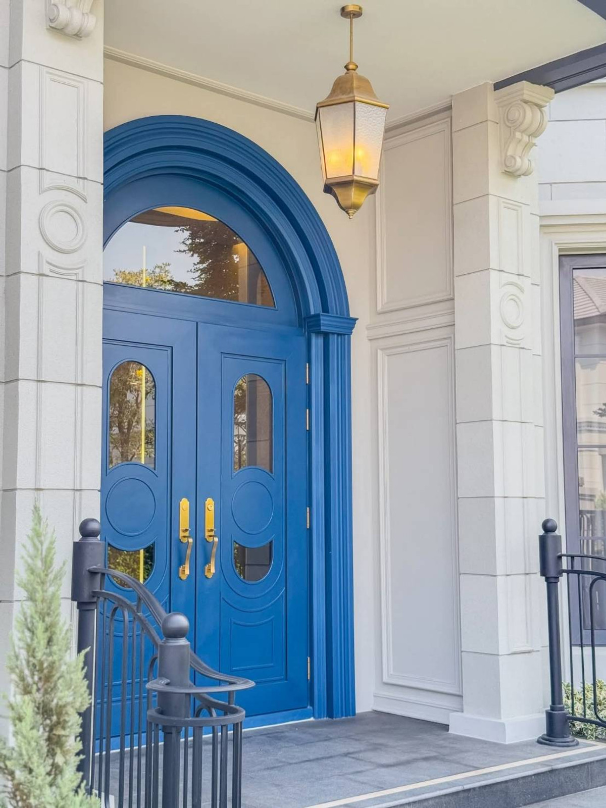 For RentHousePattanakan, Srinakarin : 📌 For sale/rent, luxury house in Narasiri mansion style, Krungthep Kreetha, 2-story detached house, Top Ultra Luxury Collection luxury project from Sansiri.