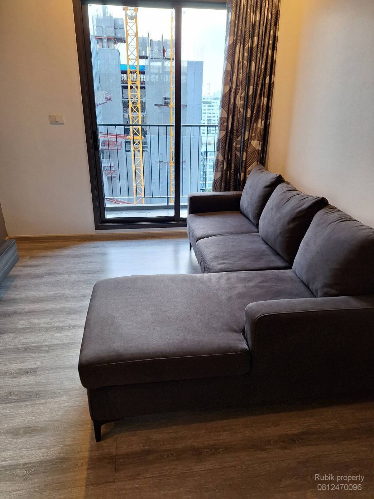 ขายคอนโดอารีย์ อนุสาวรีย์ : 🏢 ขายคอนโด Centric Ari Station – แต่งสวย ทำเลดี ใจกลางอารีย์ RB1724 โครงการคุณภาพ บนทำเลสุขุมวิท–พหลโยธิน ใกล้รถไฟฟ้า เดินทางสะดวกสุด ๆ