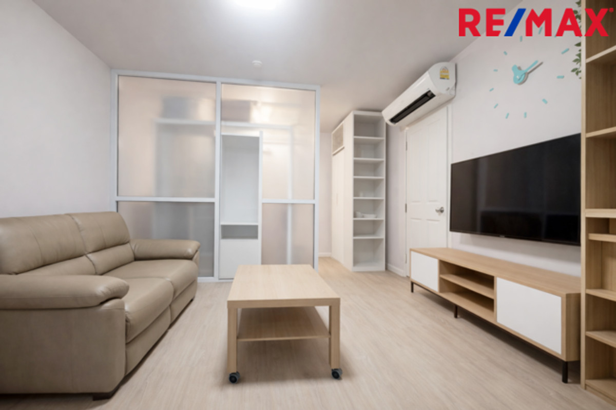 ขายคอนโดท่าพระ ตลาดพลู วุฒากาศ : ขายคอนโด แอสปาย สาทร-ตากสิน บริคโซน ห้อง studio 28 ตรม ชั้น 8 ใกล้ BTSวุฒากาศ พร้อมเข้าอยู่