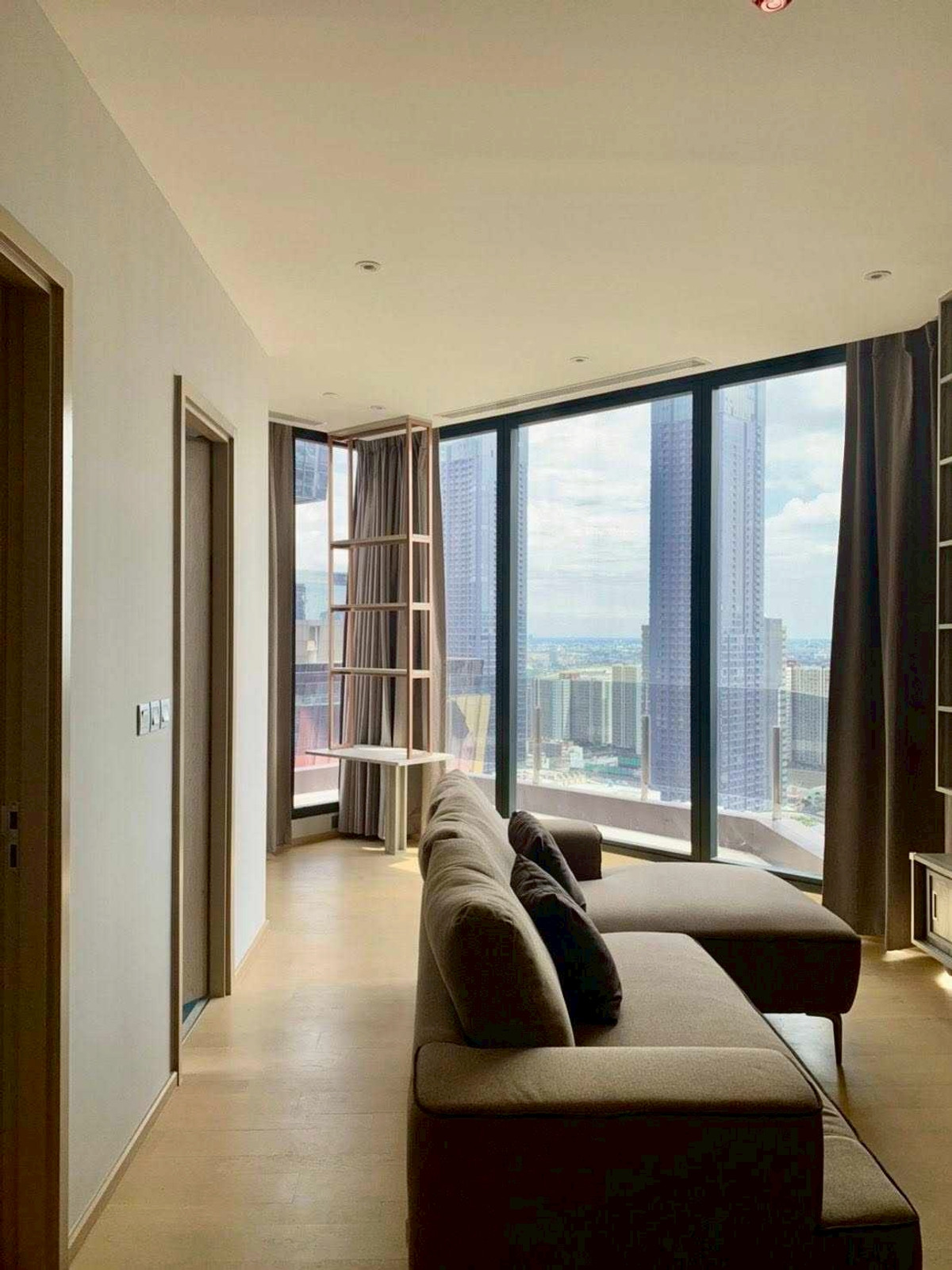 ให้เช่าคอนโดพระราม 9 เพชรบุรีตัดใหม่ RCA : LTH14590 – Condo for Rent | Ashton Asoke - Rama 9 | 91 sqm | 2 Beds 2 Baths | Near MRT Rama 9 | 83K/Month | คอนโดให้เช่า แอชตัน อโศก - พระราม 9