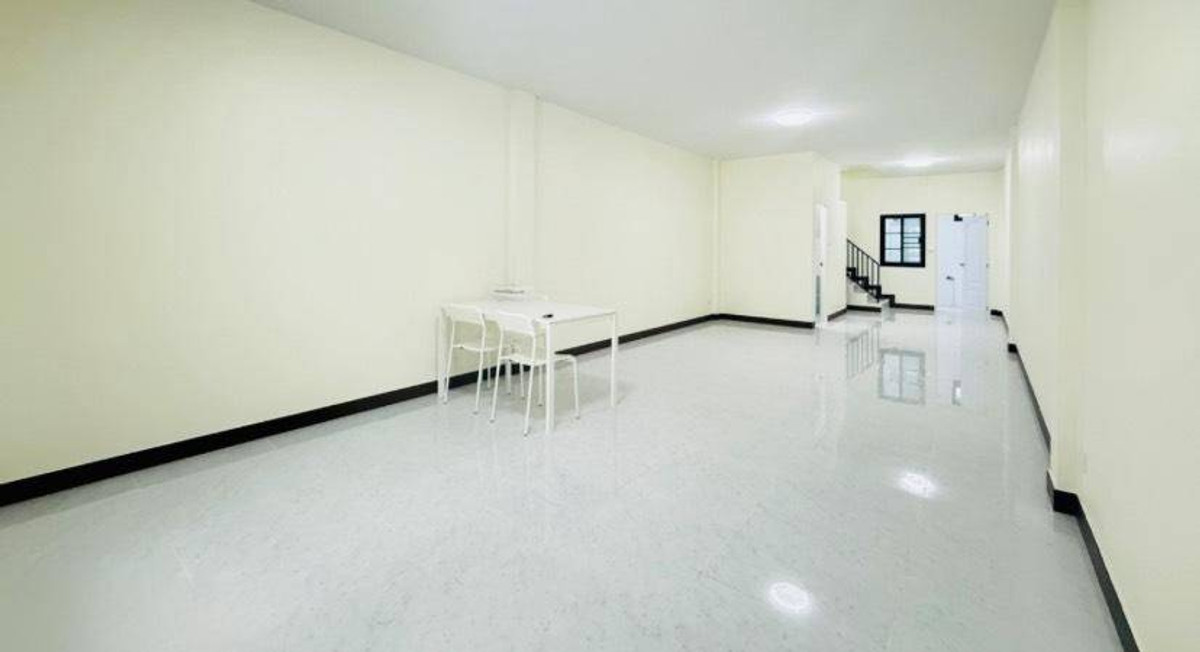 ให้เช่าทาวน์โฮมบางแค เพชรเกษม : ให้เช่า ทาวน์เฮ้าส์ 2 ชั้นสร้างใหม่! ใกล้ BTS เพชรเกษม 48 ทำเลดี เดินทางสะดวก มีเฟอร์นิเจอร์ราคา 16,000 บาท