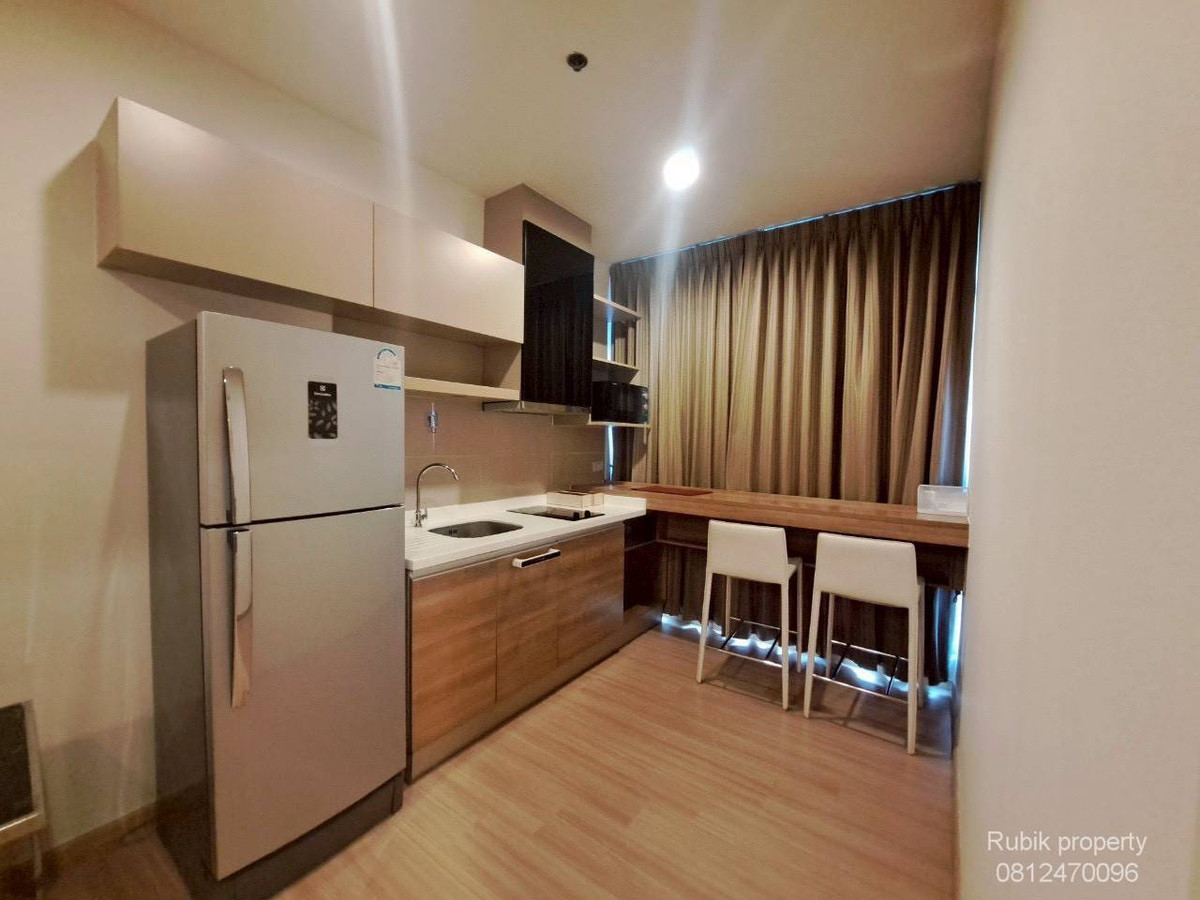 For RentCondoOnnut, Udomsuk : 🌟 Rhythm Sukhumvit 50 | For Rent RB1729 Condo located on Sukhumvit Road, near BTS On Nut, only 200 meters, convenient travel, with complete amenities.