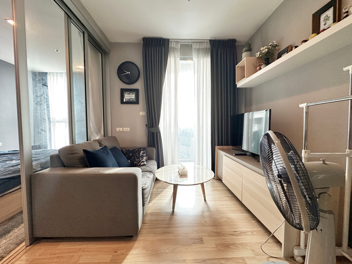 For SaleCondoLadprao, Central Ladprao : 🟢"Knot is comfortable" ready to take care of🟢 / Room never rented out / Condo for sale Haus 23, 24th floor, near MRT Lat Phrao, 2xx meters, can walk.