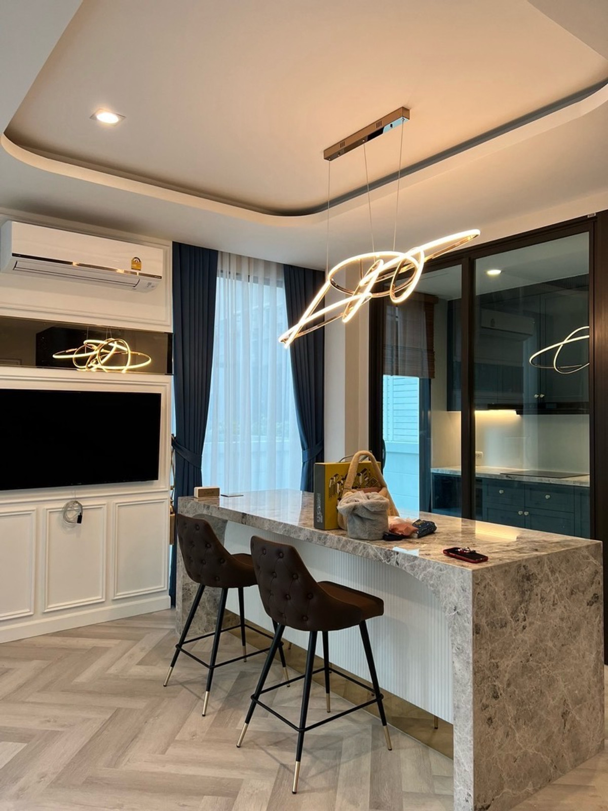 For SaleYothinpattana,CDC : Built-in throughout the house worth more than 2 million, ready to move in.