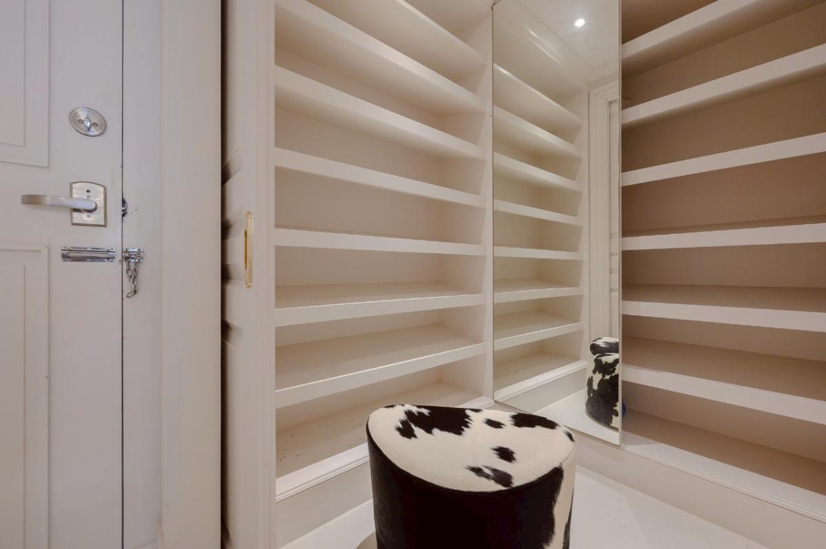 ให้เช่าคอนโดนานา : 🔥ให้เช่าด่วน🔥ดิ โอเลียนเดอร์ สุขุมวิท 11 ห้องกว้าง 2 ห้องนอน เฟอร์นิเจอร์ครบพร้อมเข้าอยู่ ใกล้ BTS นานา