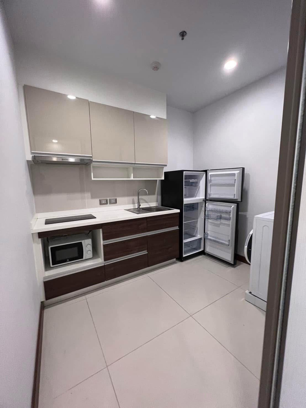 ให้เช่าคอนโดสุขุมวิท อโศก ทองหล่อ : PFD-08062 ให้เช่า Supalai Oriental สุขุมวิท 39 1 นอนไซส์ใหญ่ 56.65 ตรม. ใกล้ BTS พร้อมพงษ์