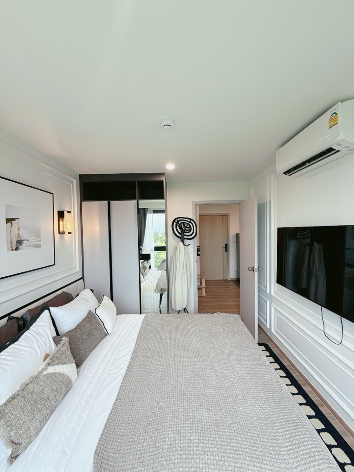 ขายคอนโดบางนา แบริ่ง ลาซาล : 𝐀𝐑𝐋𝐎 𝐋𝐀𝐒𝐀𝐋𝐋𝐄 𝟏𝟕 𝐅𝐑𝐄𝐄 เงินดาวน์ 𝐎 บาท ผ่อนสบายๆ 𝟔,𝟗𝟎𝟎/เดือน พร้อมเข้าอยู่ ห้องใหม่มือ𝟏 จากโครงการโดยตรง 