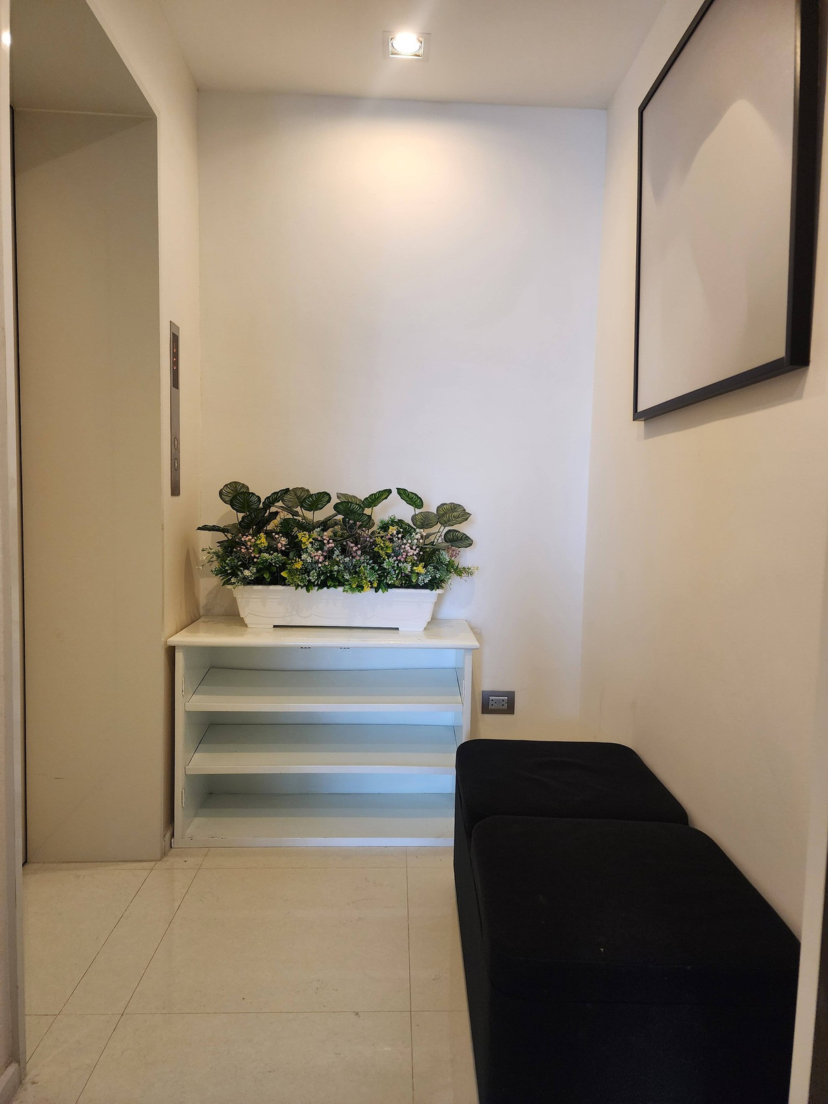 ให้เช่าคอนโดสาทร นราธิวาส : ให้เช่า  พร้อมอยู่ Condo The bangkok Sathaorn