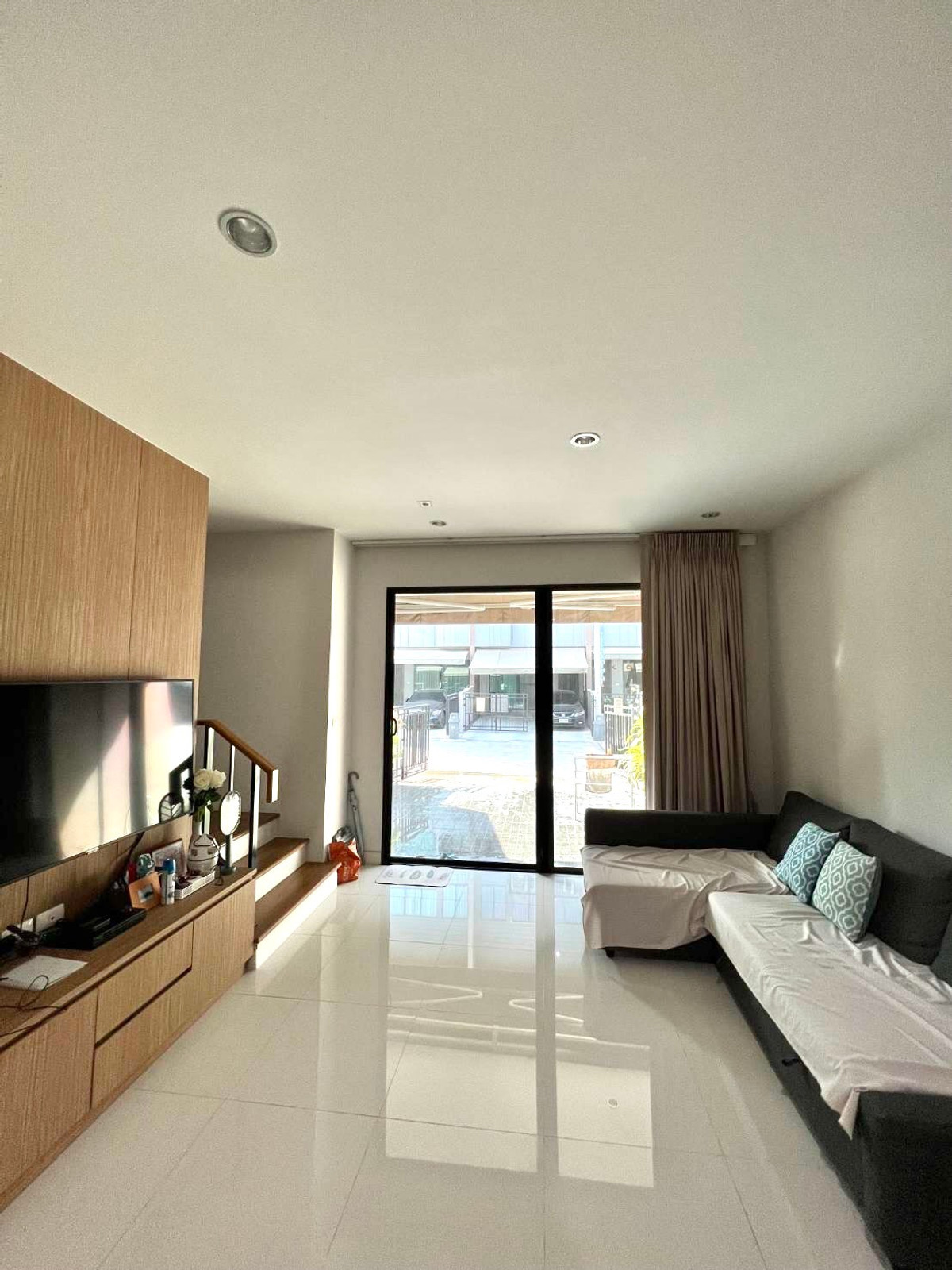 ขายบ้านพัฒนาการ ศรีนครินทร์ : ขาย  Baan Klang Muang Rama9 - Krungthepkreetha 3 ห้องนอน 18.10 ตร.วา 