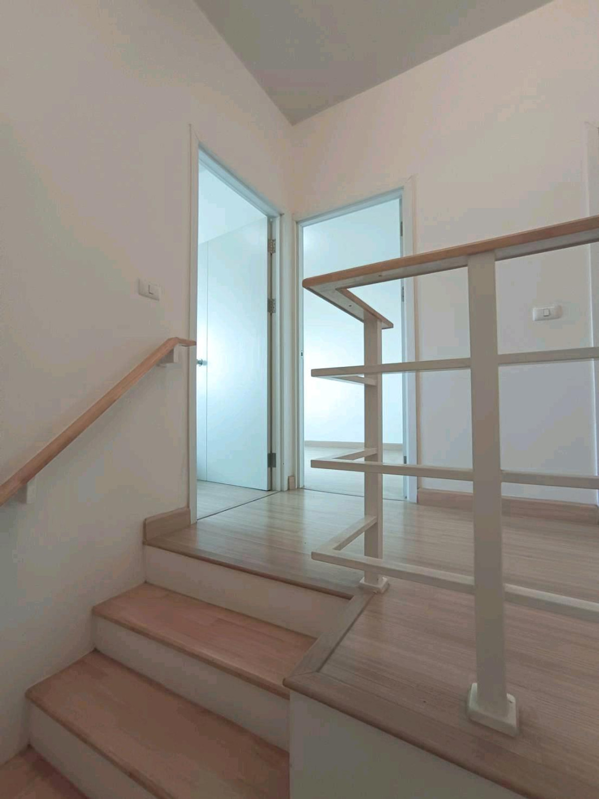 ขายทาวน์โฮมลาดกระบัง สุวรรณภูมิ : บ้านคุณภาพในทำเลที่ใช่ ราคาตัดสินใจง่าย หลังบ้านไม่ชนใคร เป็นส่วนตัว