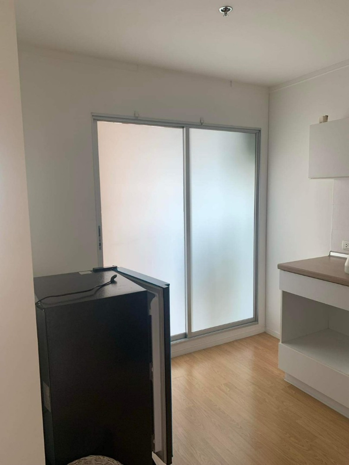 For RentCondoPattanakan, Srinakarin : ✅ LPNSH293 ✅ Line : @p2nproperty