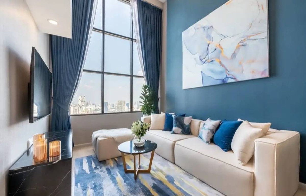 ให้เช่าคอนโดสาทร นราธิวาส : Duplex Modern Luxury ใกล้สาทร