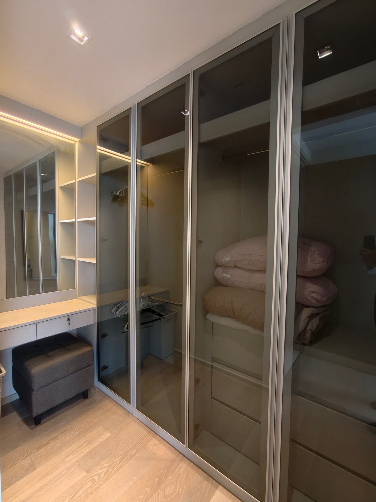 For RentCondoSilom, Saladaeng, Bangrak : ✨ High Floor | Mahanakhon View -- 2 beds