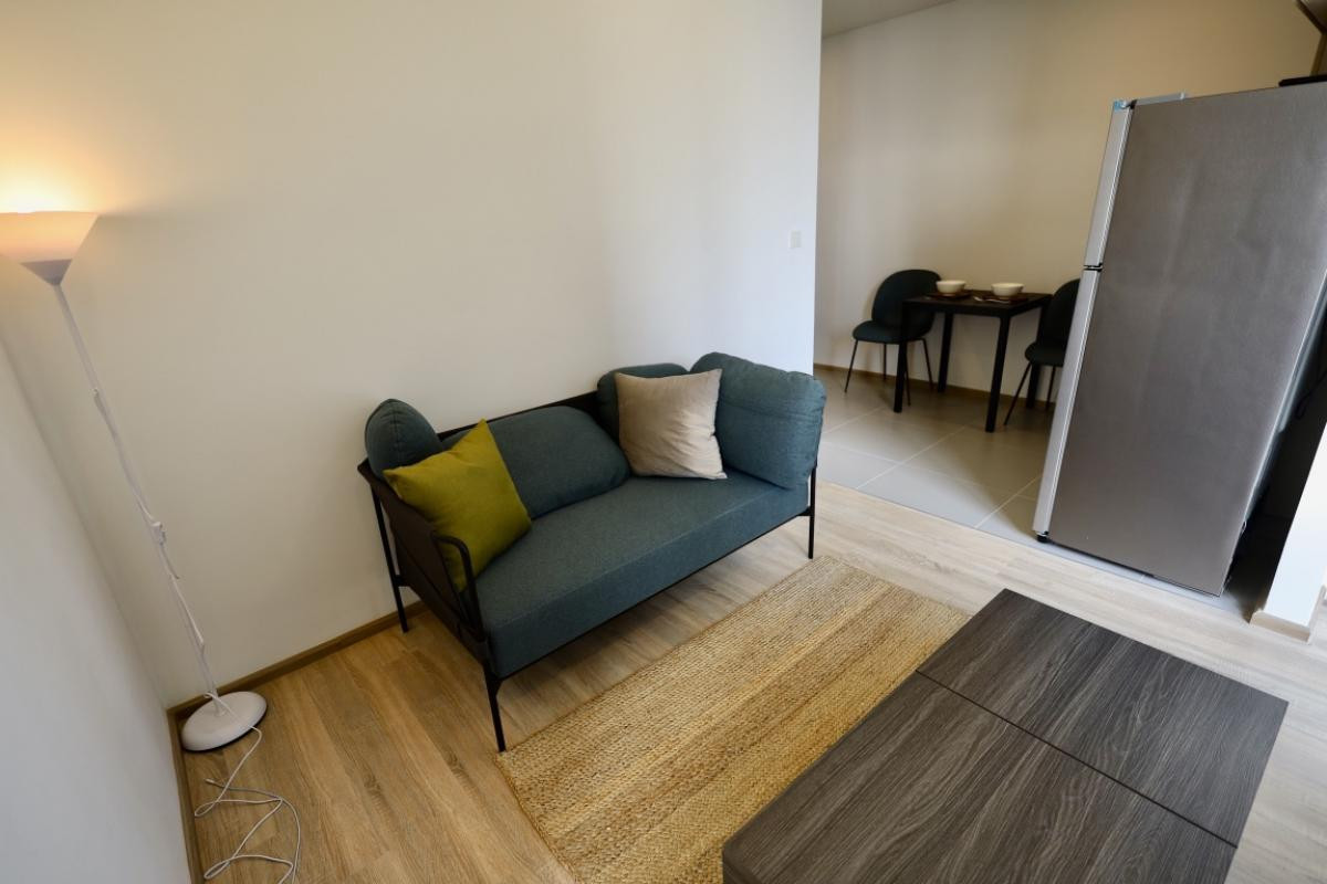 For RentCondoRatchathewi,Phayathai : ✨ For rent XT Phayathai, beautiful room, high floor, open view, in the heart of the city, ready to move in! ✨Near both BTS Phaya Thai and Airport Rail Link Phaya Thai.