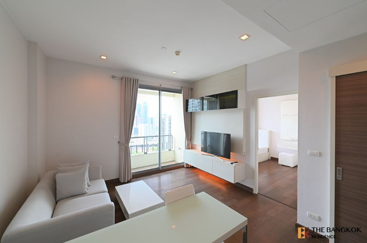 ขายคอนโดพระราม 9 เพชรบุรีตัดใหม่ RCA : 💎 ห้องสวยโทนอบอุ่น ฟังก์ชันลงตัว Q Asoke ใจกลางอโศก ใกล้ MRT เพชรบุรี