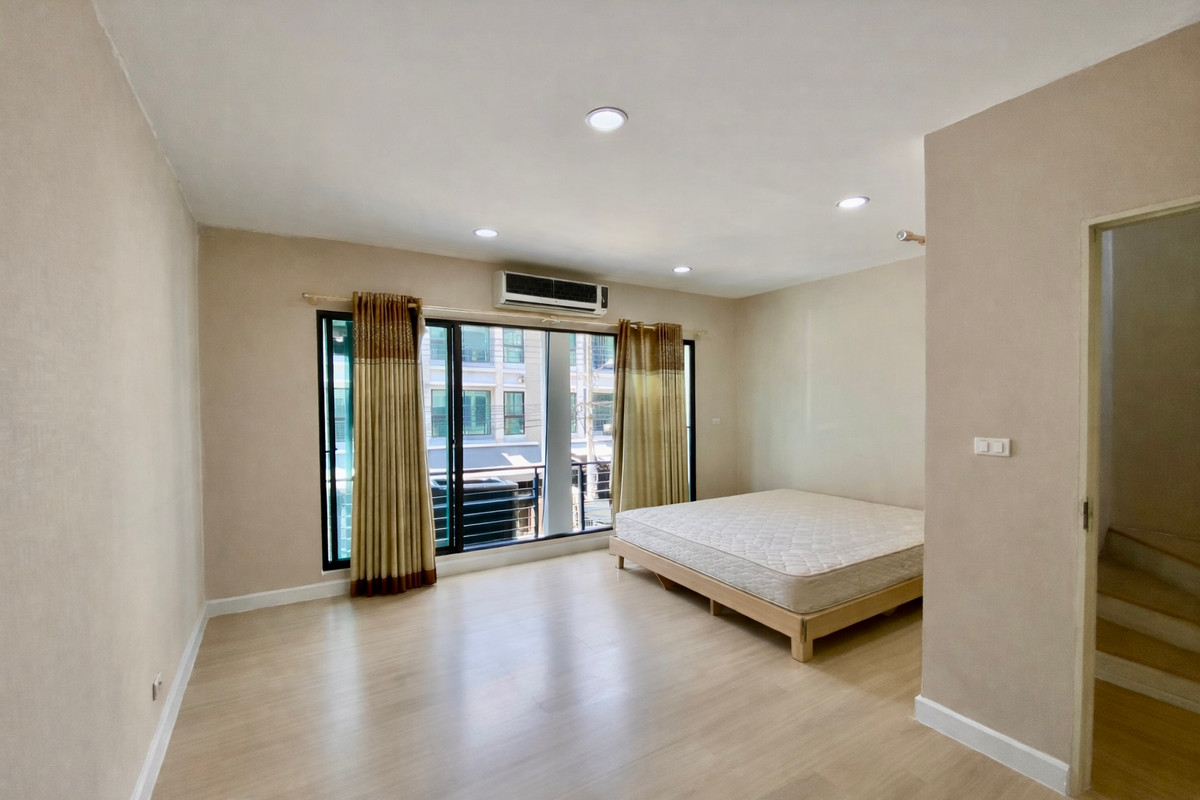 ให้เช่าทาวน์โฮมรามคำแหง หัวหมาก : ให้เช่า ทาวน์โฮม 3 ชั้น บ้านกลางเมือง พระราม 9–รามคำแหง | เฟอร์นิเจอร์ครบ พร้อมเข้าอยู่ | ทำเล Town in Town