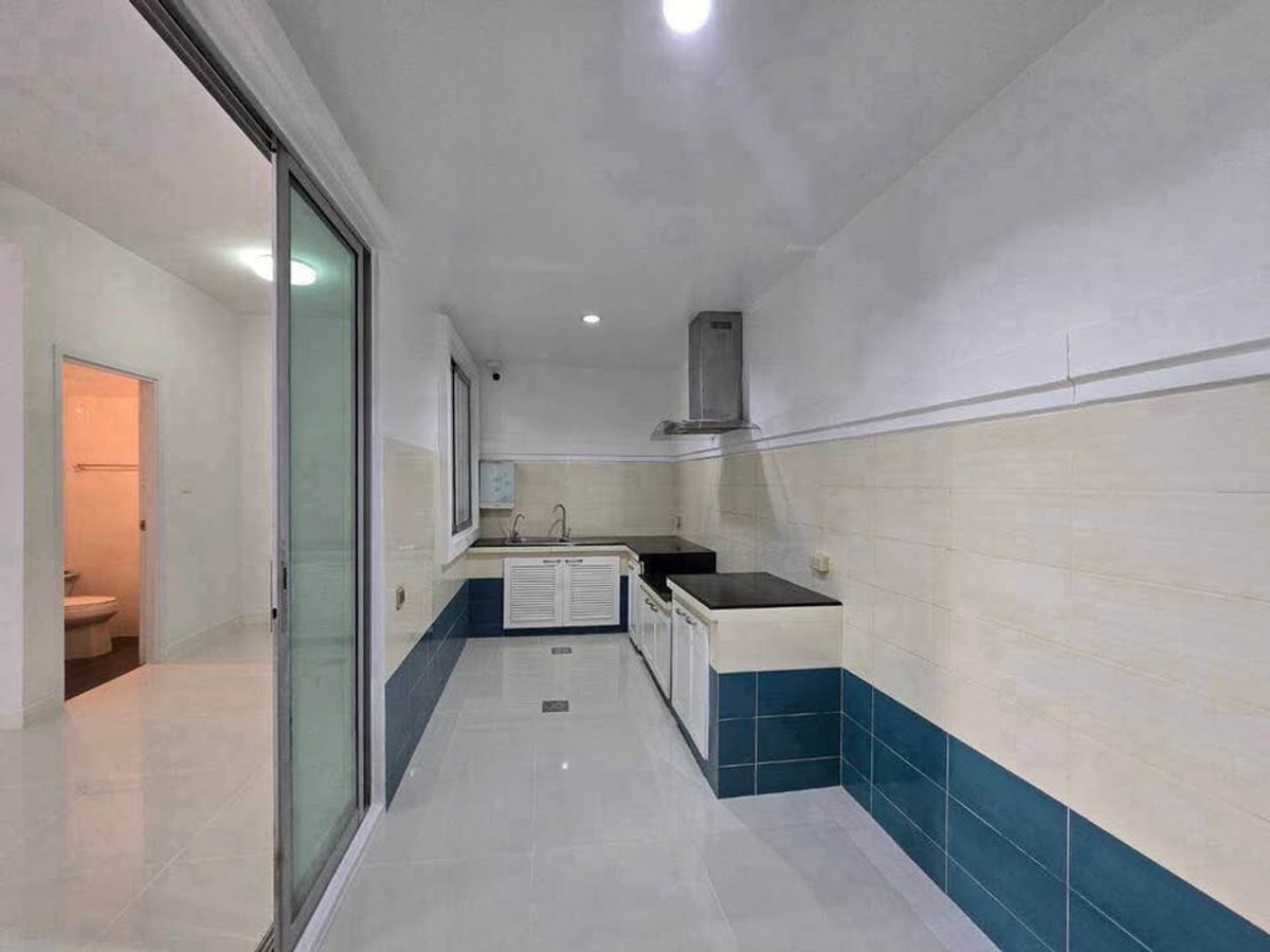 ขายทาวน์โฮมเกษตร นวมินทร์ ลาดปลาเค้า : เดอะคอนเนค เกษตร - นวมินทร์ / 3 ห้องนอน (ขาย), The Connect Kaset - Navamin 3 Bedrooms (FOR SALE) FAHS021