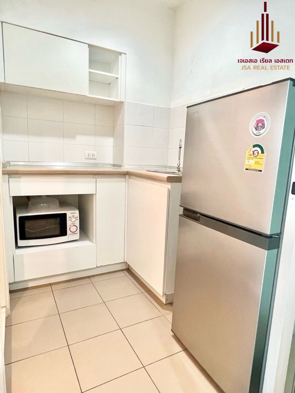 ขายคอนโดพัฒนาการ ศรีนครินทร์ : ✨ For Sale: Lumpini Place Srinakarin - Huamark Station Condo ✨  💰 Only 2,720,000 THB