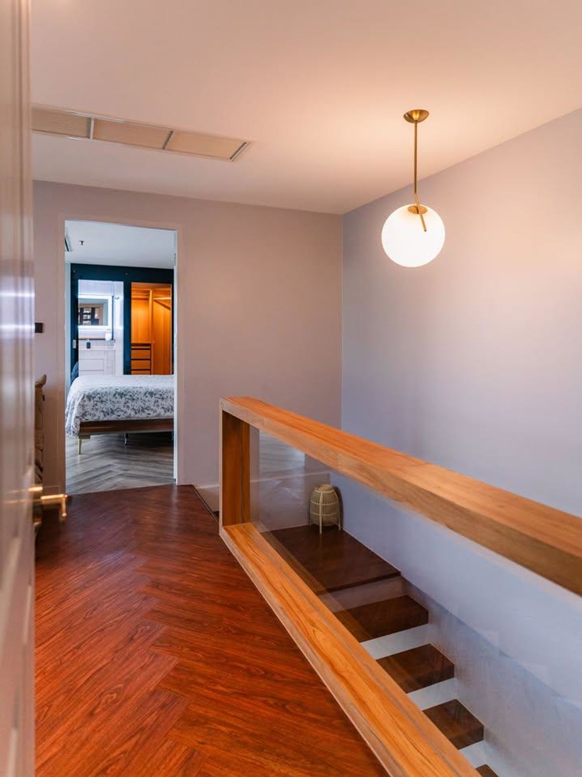 ให้เช่าคอนโดนานา : LTH14589 – Condo for Rent | Sukhumvit Suite | 120 sqm | 2 Beds 3 Baths | Near BTS Nana | 69K/Month | คอนโดให้เช่า สุขุมวิท สวีท