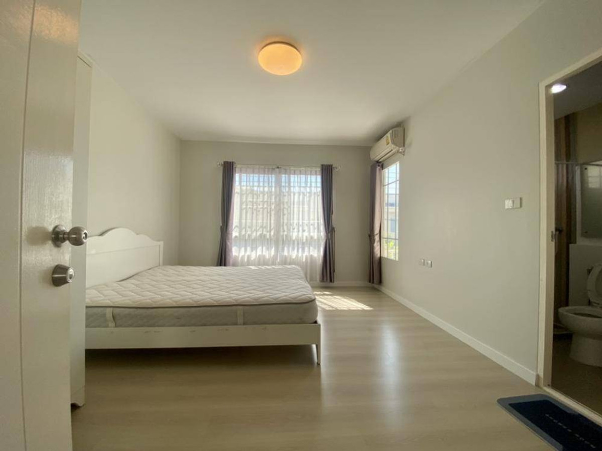 ให้เช่าทาวน์โฮมบางนา แบริ่ง ลาซาล : ให้เช่าทาวน์โฮม อินดี้ บางนา กม.7 ใกล้ เมกา บางนา เพียง 7 นาที