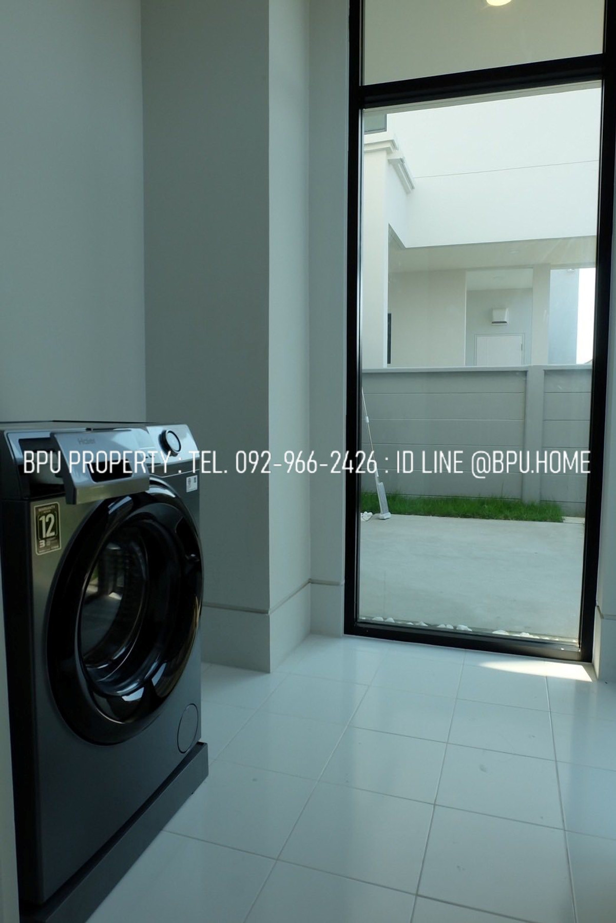 For RentHouseBangna, Bearing, Lasalle : ** 4 Bedrooms Single House for Rent ** Centro Bangna Near Mega Bangna (New Project Phase 2)