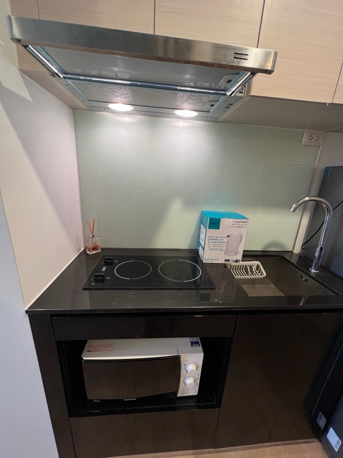 คอนโดอารีย์ อนุสาวรีย์ : ไซมิสราชครู ให้เช่าด่วน 15 มีนาคม วิวสวย 2 นาทีถึง BTS สนามเป้า 