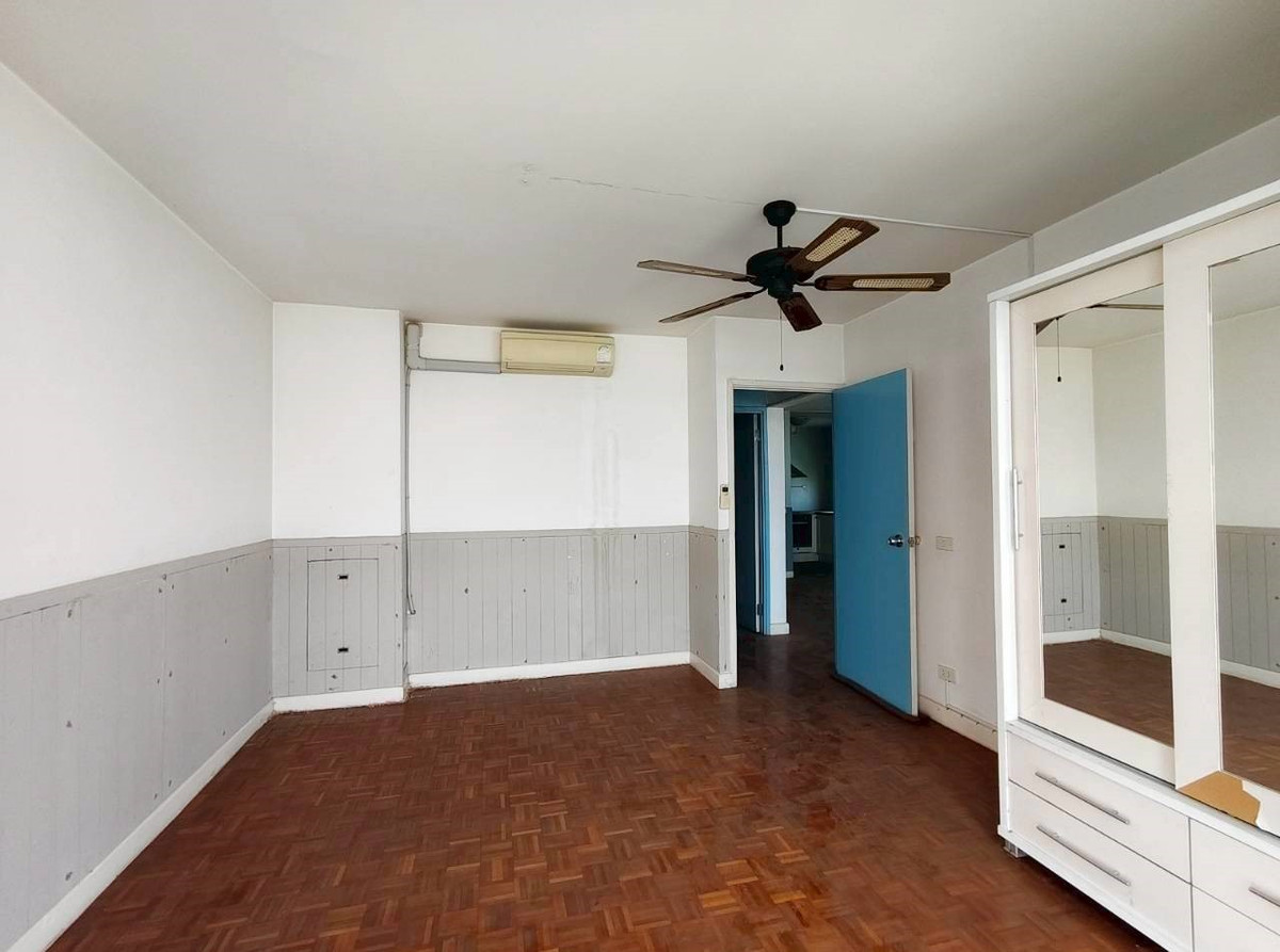 ขายคอนโดแจ้งวัฒนะ เมืองทอง : 95910 - ขายคอนโดเลควิว เมืองทองธานี ริเวียร่า 3 ห้องใหญ่ 80 ตร.ม. 2 นอน ชั้น 21A เพียง 2.2 ล้าน ใกล้อิมแพ็ค