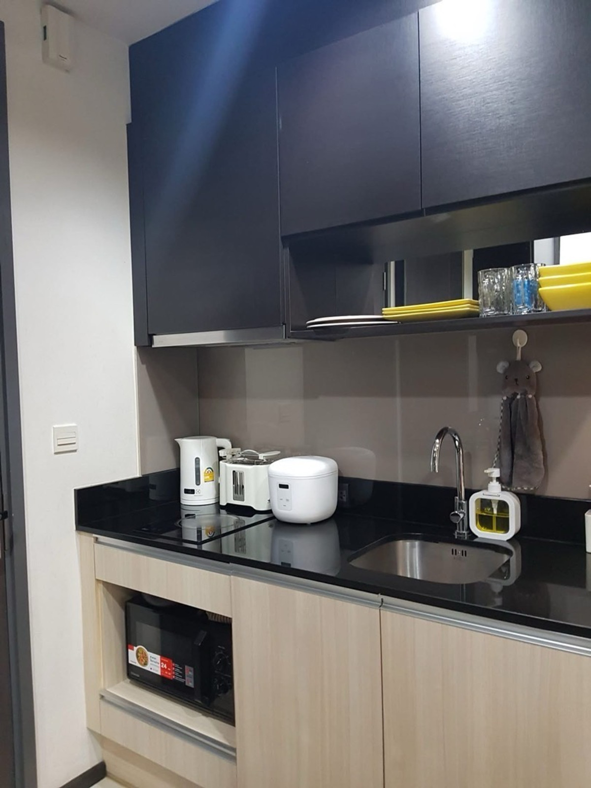 ให้เช่าคอนโดสุขุมวิท อโศก ทองหล่อ : ให้เช่า The edge sukhumvit 23 