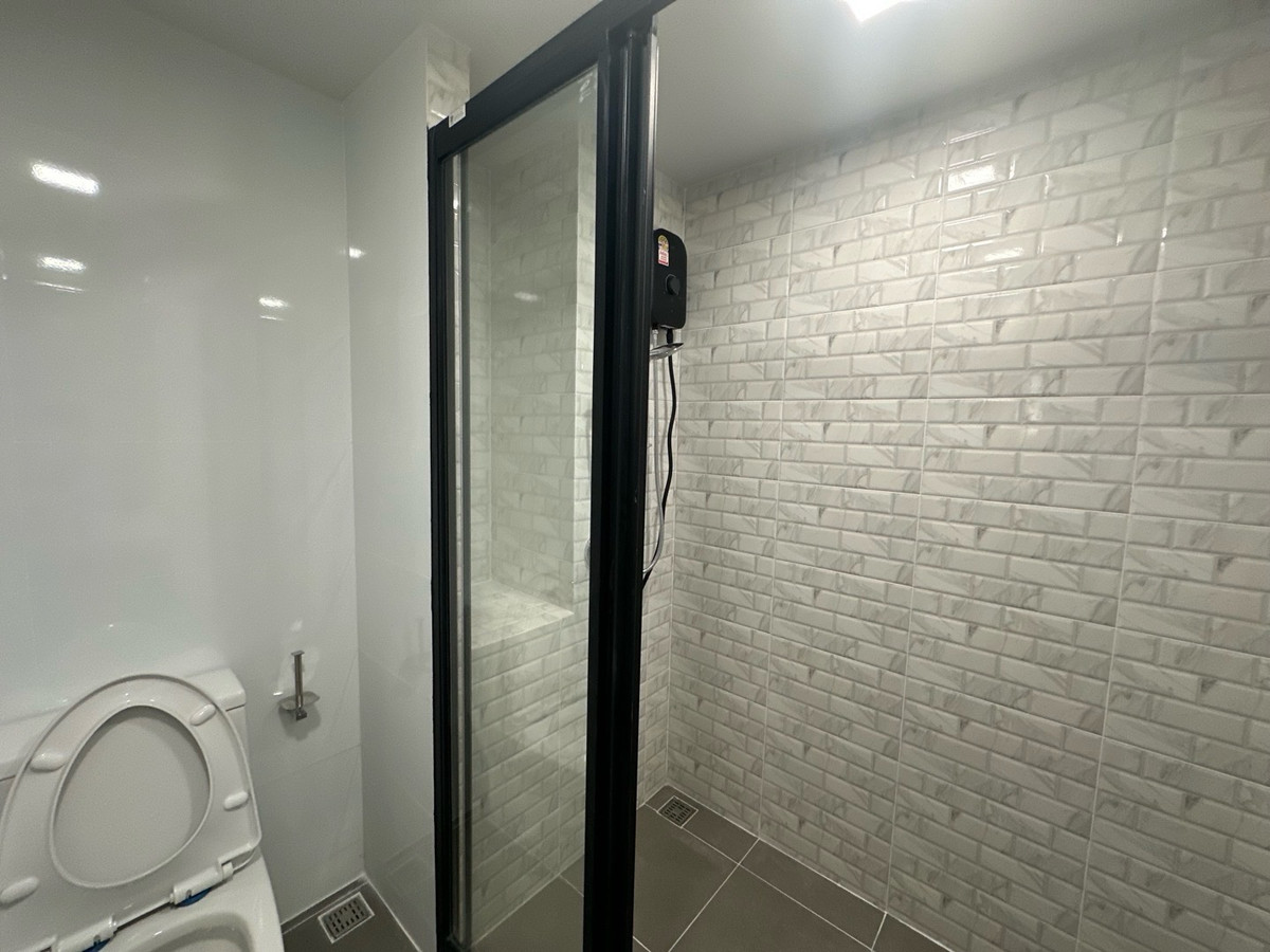 ให้เช่าคอนโดปทุมธานี รังสิต ธรรมศาสตร์ : ให้เช่าคอนโด Atmoz Kanaal Rangsitราคาเช่า 13,000 บาท / เดือน (