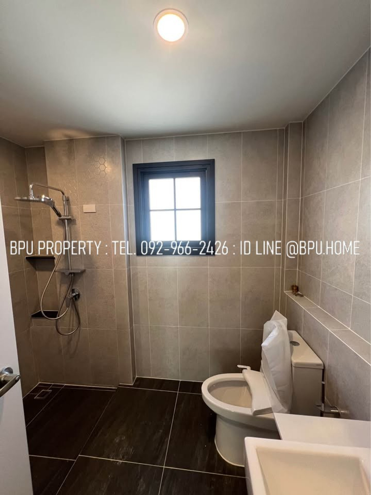 For RentHouseBangna, Bearing, Lasalle : ** 4 Bedrooms Single House for Rent ** Centro Bangna Near Mega Bangna (New Project Phase 2)