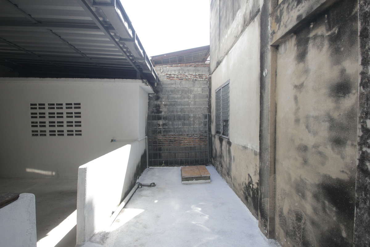 For SaleShop HouseRathburana, Suksawat : Suksawat Daokhanong Commercial Building Near Chom Thong Wutthakat BTS, 3 floors, additions, residential, warehouse, Rama 2 Expressway, Dao Khanong Market, price negotiable.