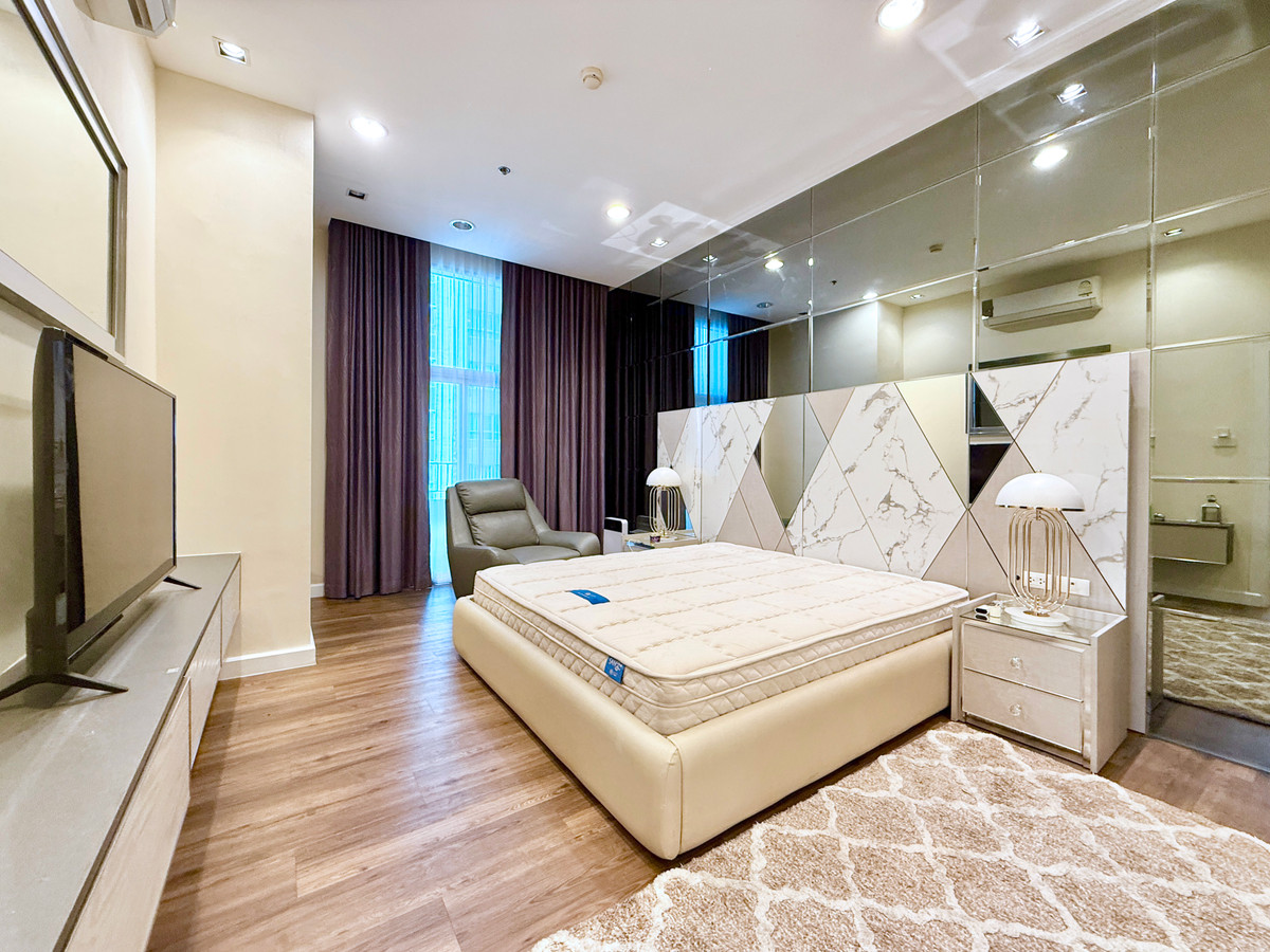 ให้เช่าคอนโดพระราม 9 เพชรบุรีตัดใหม่ RCA : 🚀 Belle Grand พระราม9 - 147ตรม. Penthouse เพดานสูง Clip(4K) 092-545-6151 (ทีม)