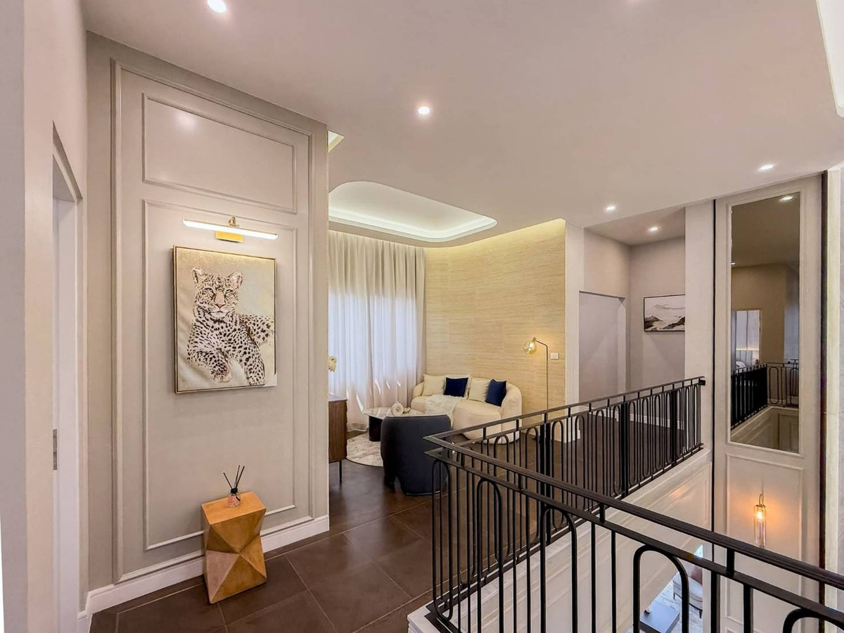 For RentHousePattanakan, Srinakarin : 📌 For sale/rent, luxury house in Narasiri mansion style, Krungthep Kreetha, 2-story detached house, Top Ultra Luxury Collection luxury project from Sansiri.