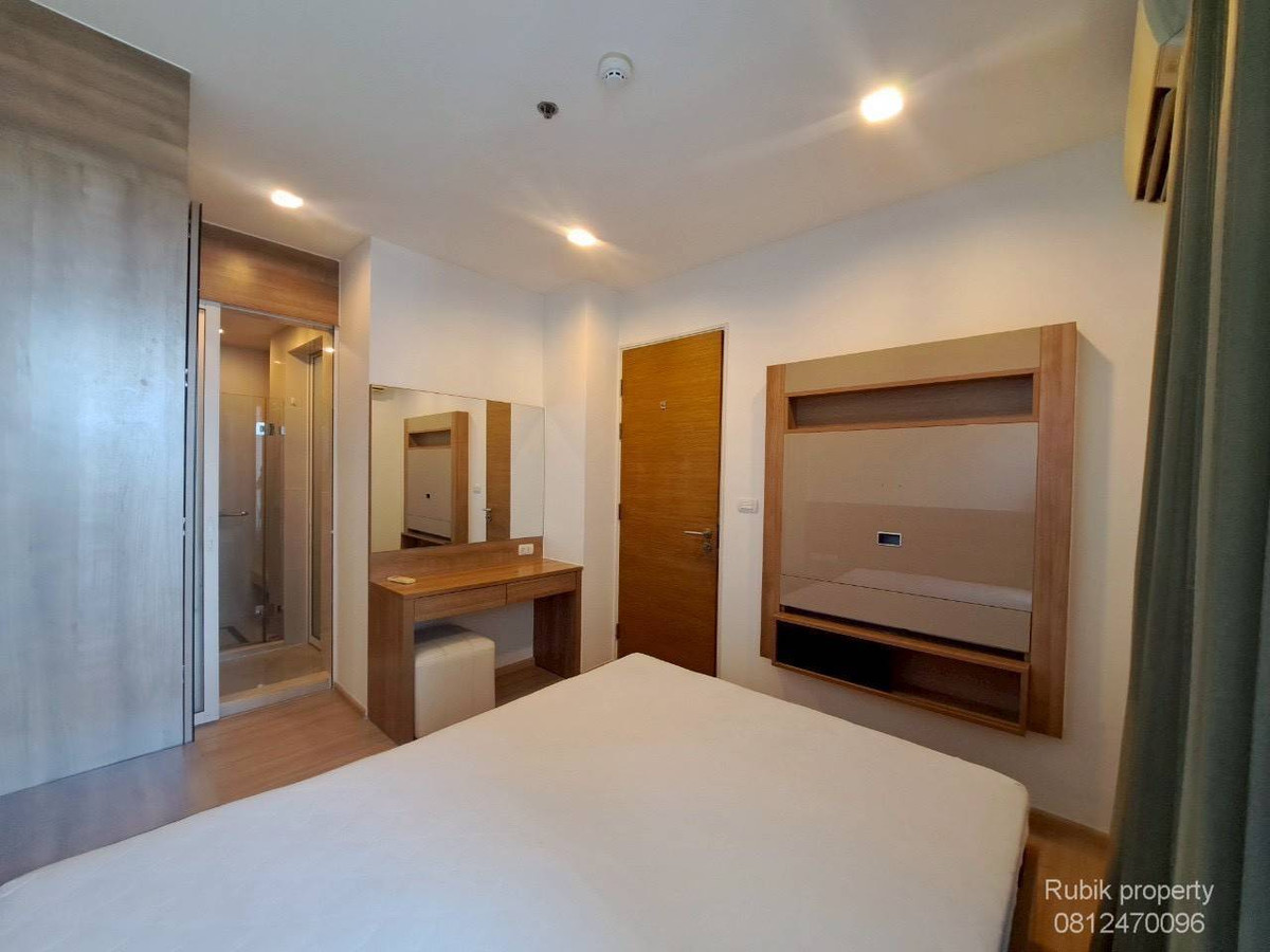 For RentCondoOnnut, Udomsuk : 🌟 Rhythm Sukhumvit 50 | For Rent RB1729 Condo located on Sukhumvit Road, near BTS On Nut, only 200 meters, convenient travel, with complete amenities.