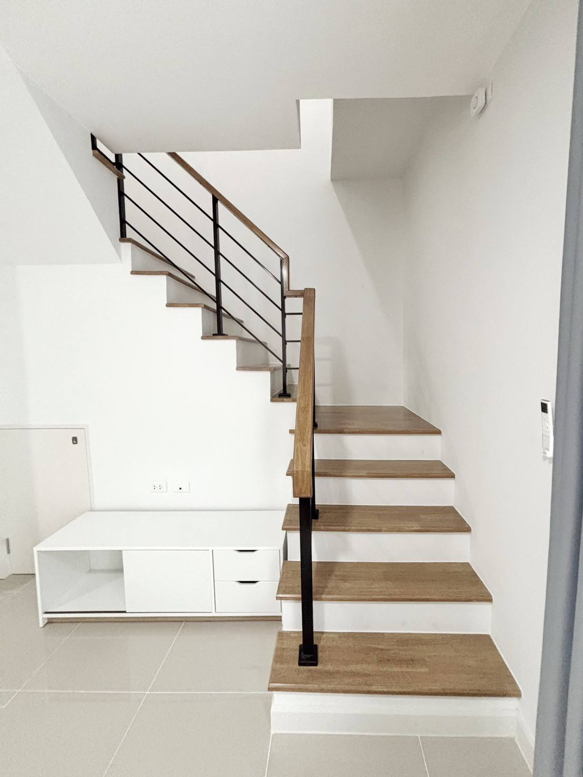 ให้เช่าทาวน์โฮมบางนา แบริ่ง ลาซาล : 🟦🟩 [For Rent] Pleno Sukhumvit Bangna 3 | 3 Bed 2 Bath | 2 Parking | 38,000 THB/Month | Ref: T2190 | LINE: @323gqmho 🟩🟦