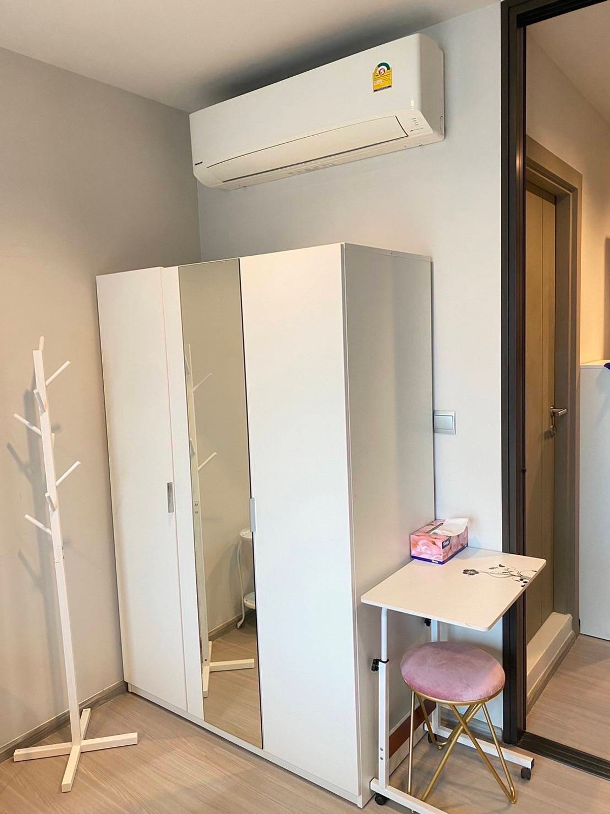 ให้เช่าคอนโดพระราม 9 เพชรบุรีตัดใหม่ RCA : ให้เช่าคอนโด Life Asoke Rama9 คอนโดแต่งครบพร้อมเข้าอยู่ใกล้รถไฟฟ้าMRTพระราม9เดินทางสะดวก!!