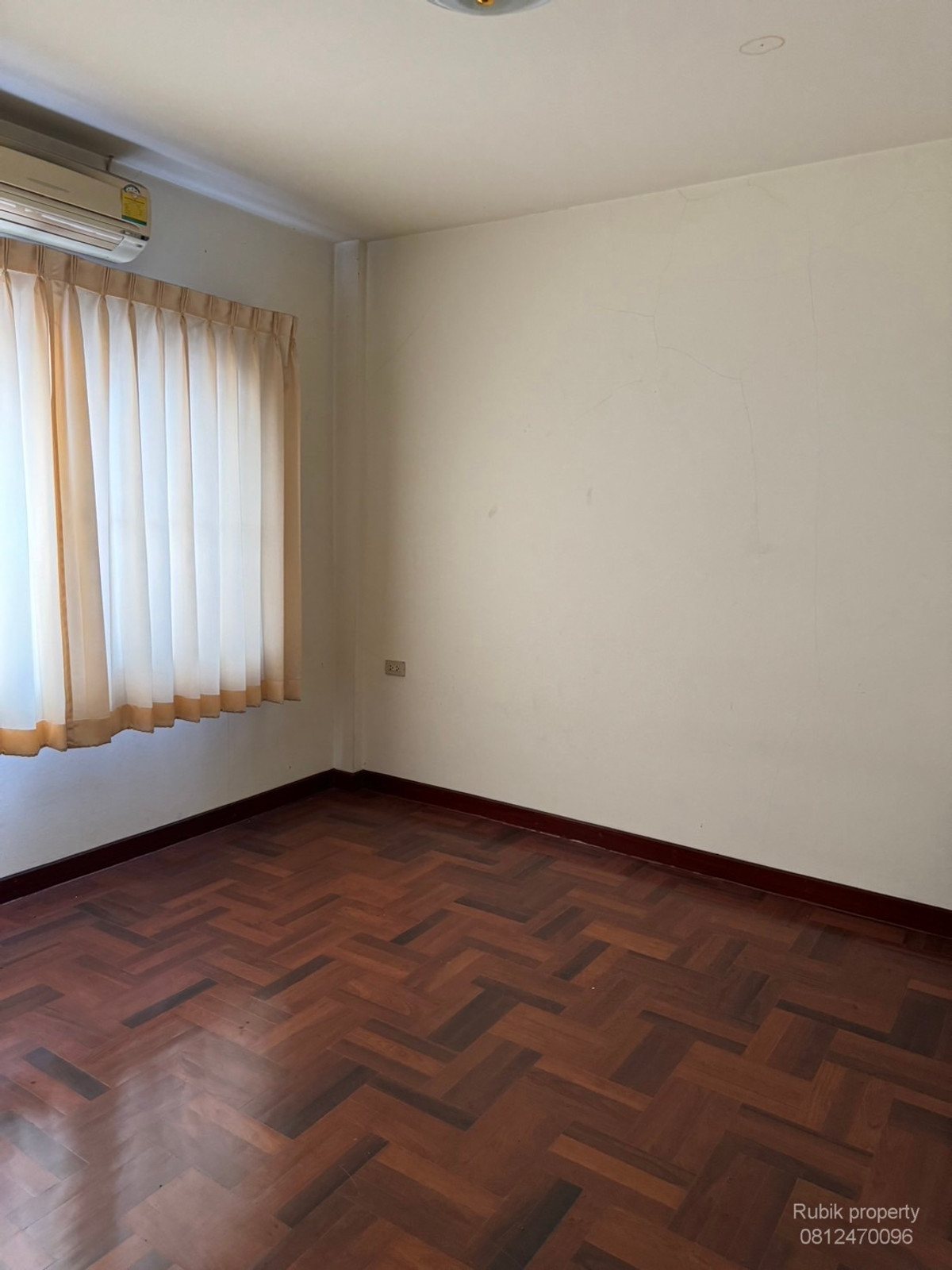 ขายทาวน์โฮมรัชดา ห้วยขวาง : 🏡 ขายทาวน์โฮม บ้านกลางเมือง 2 – รัชดา ประชาอุทิศ (ซอยสถานทูตลาว / เหม่งจ๋าย) RB1723