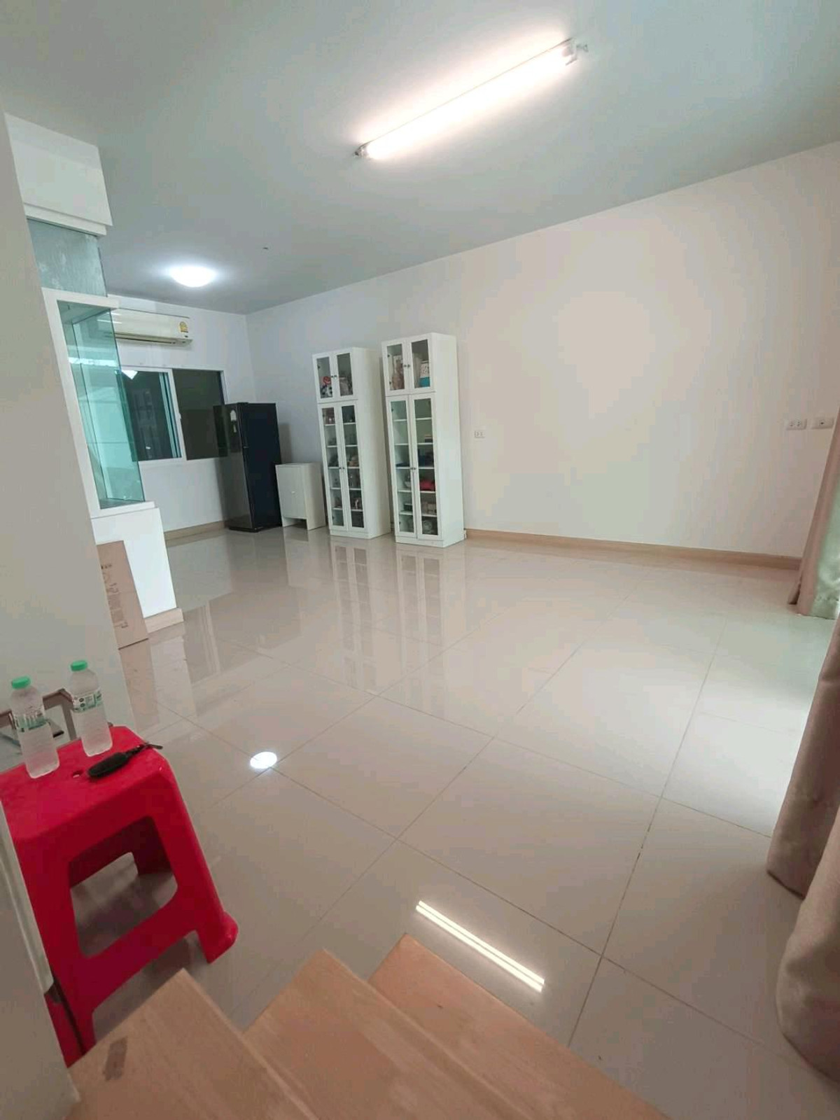 ขายทาวน์โฮมลาดกระบัง สุวรรณภูมิ : บ้านคุณภาพในทำเลที่ใช่ ราคาตัดสินใจง่าย หลังบ้านไม่ชนใคร เป็นส่วนตัว