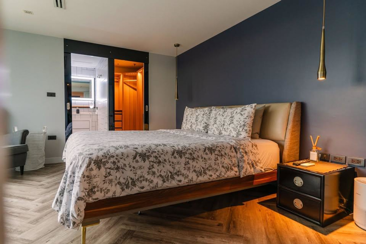 For RentCondoNana, North Nana,Sukhumvit13, Soi Nana : LTH14589 – Condo for Rent | Sukhumvit Suite | 120 sqm | 2 Beds 3 Baths | Near BTS Nana | 69K/Month | Condo for rent Sukhumvit Suite