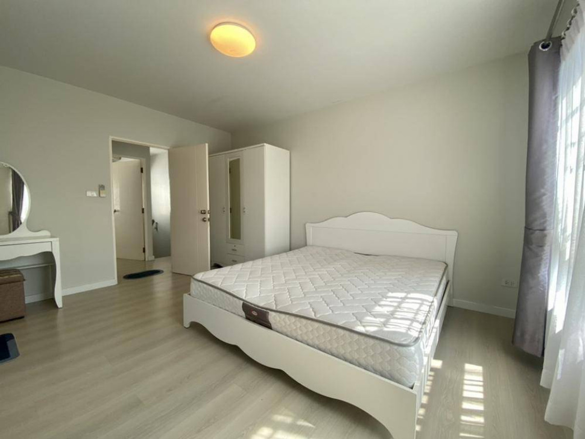 ให้เช่าทาวน์โฮมบางนา แบริ่ง ลาซาล : ให้เช่าทาวน์โฮม อินดี้ บางนา กม.7 ใกล้ เมกา บางนา เพียง 7 นาที