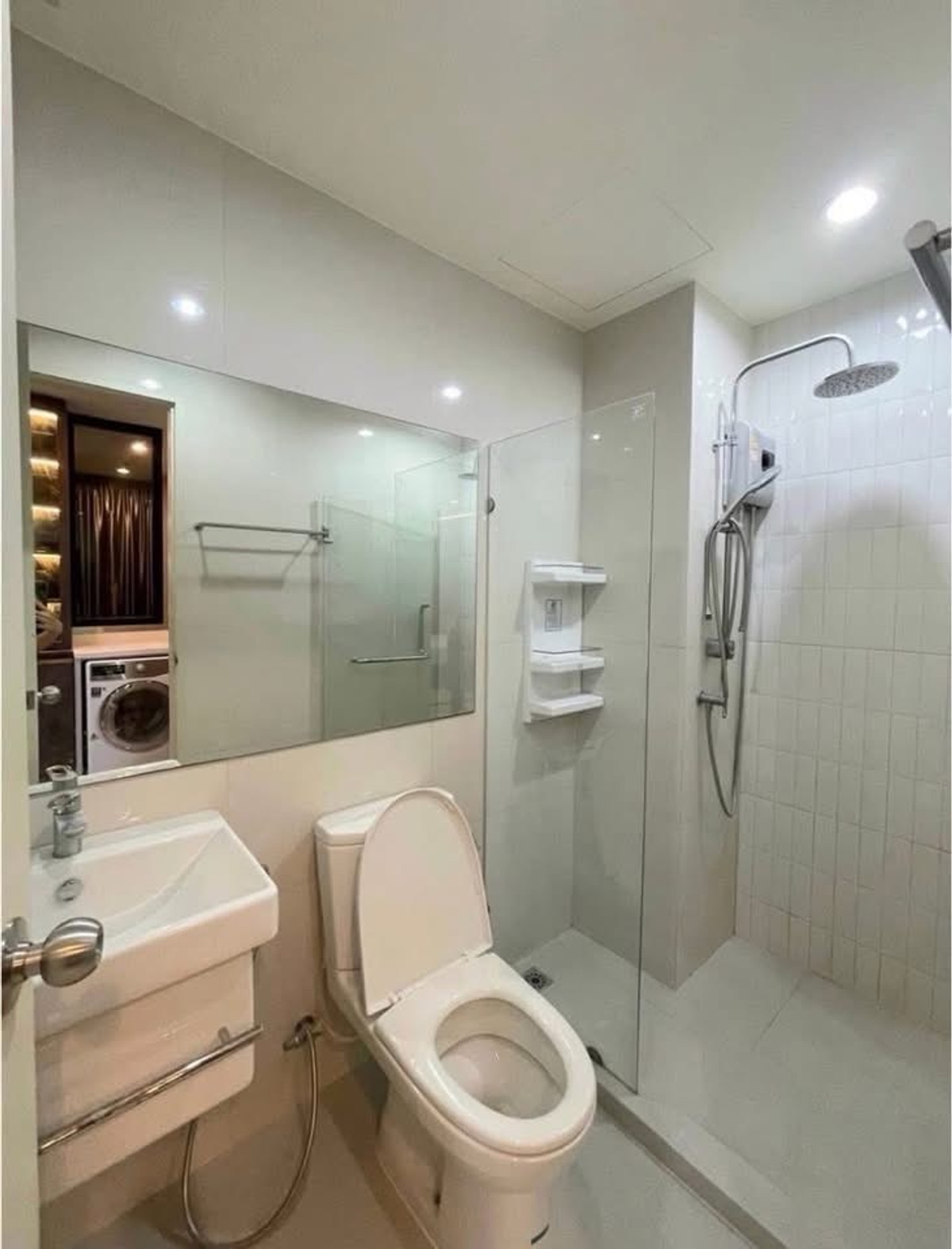 ให้เช่าคอนโดบางนา แบริ่ง ลาซาล : 🏢ให้เช่า Regent Home Bangna 
ห้องใหม่ มินิมอลสุดๆ พร้อมอยู่!✨

💰 ราคาเช่า 13,000 บาท / เดือน
📄 สัญญาขั้นต่ำ 1 ปี (ประกัน 2 เดือน 