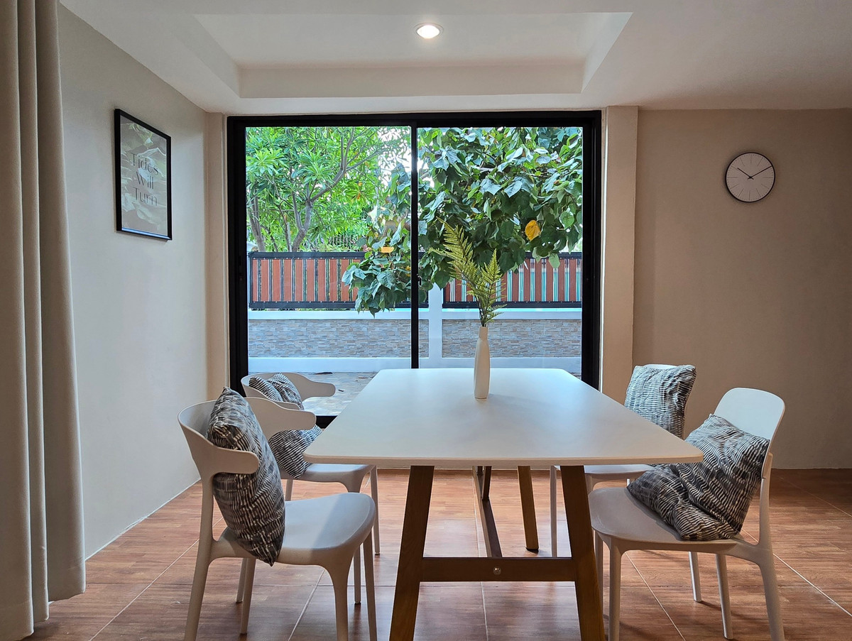 ให้เช่าโฮมออฟฟิศเกษตร นวมินทร์ ลาดปลาเค้า : RH030426 ให้เช่า Home Office 2 ชั้น ย่าน นวมินทร์ 10 ซ.ศรีบูรพา เหมาะทำโฮมออฟฟิศ อยู่อาศัย สำนักงาน