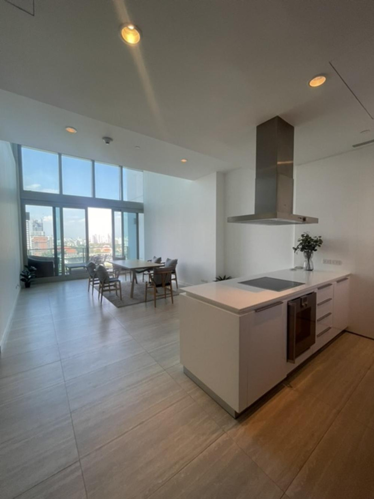 For RentCondoWitthayu, Chidlom, Langsuan, Ploenchit : 🏠✨ 185 Rajadamri | 2-Bedroom Condo for Rent (HBH-ST-217)