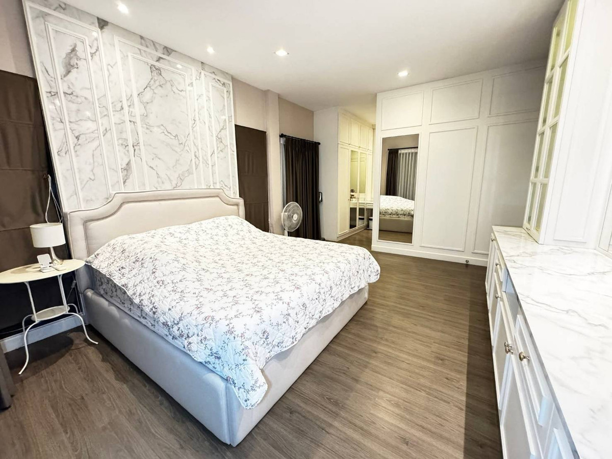 For RentHousePattanakan, Srinakarin : 📌 Luxury house for rent Bangkok Boulevard Rama 9