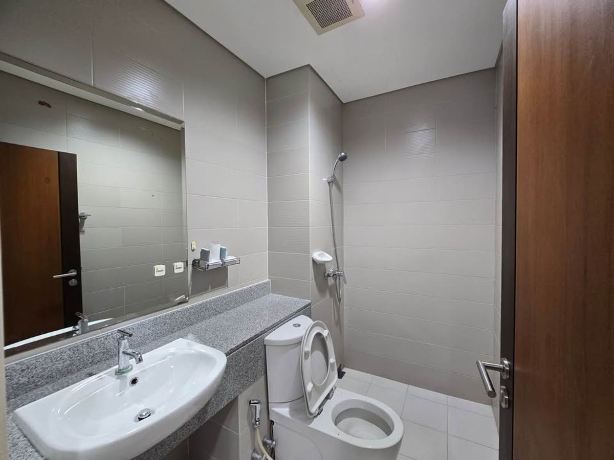 For SaleCondoSapankwai,Jatujak : 🏠✨ Intro Phaholyothin - Pradipat | 2-Bedroom Condo for Sale (HBH-ST-214)